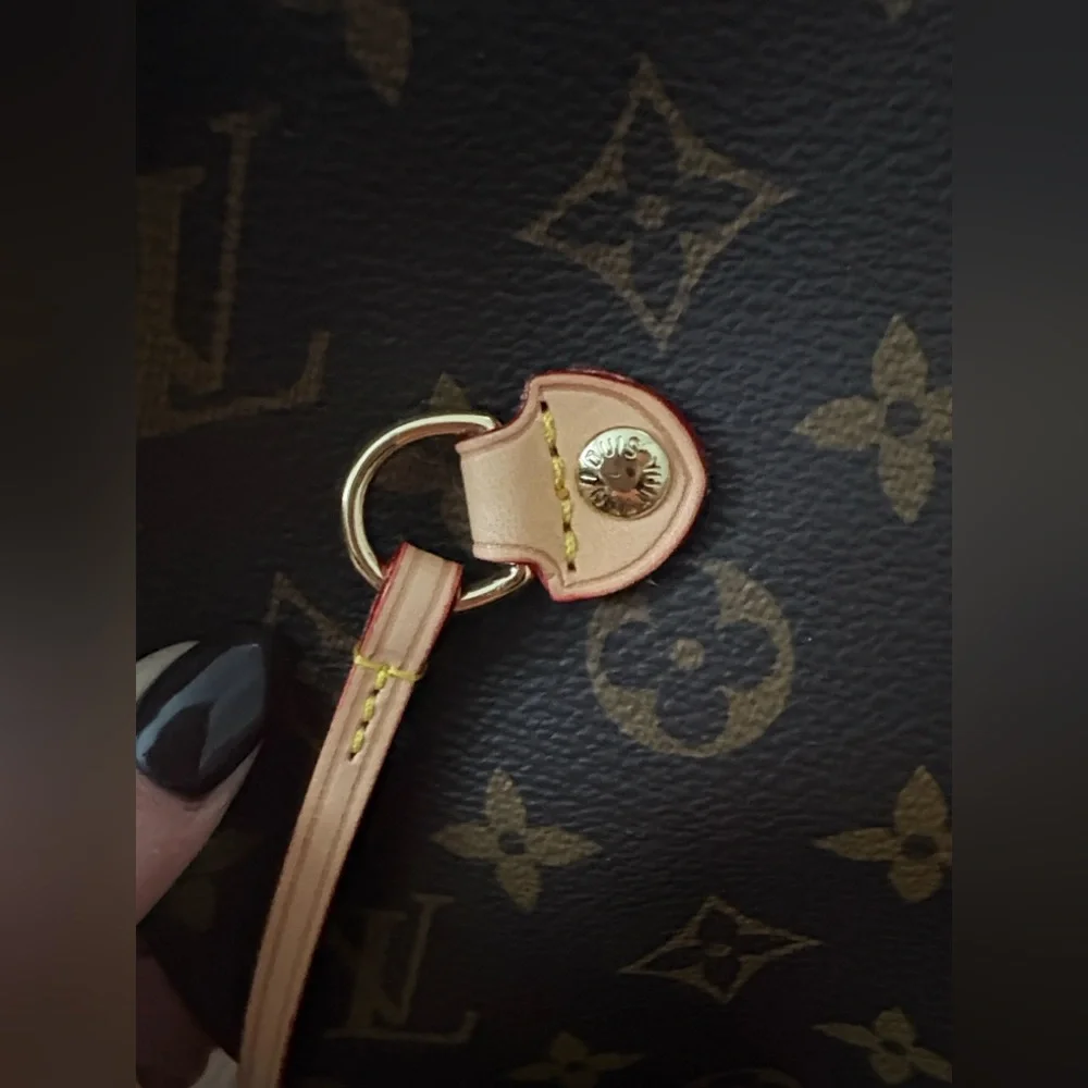 Purse - Picture 7 of 12